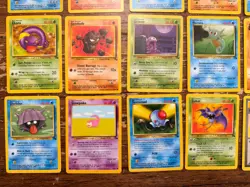 Pokemon Base Set Fossil Rare/Uncommon/Common WotC - 33 Card Lot NM-LP - Image 4