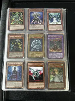Yu-Gi-Oh Binder Collection Holos Regular And More Blue Eyes White Dragon Etc - Image 1