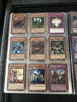 Yu-Gi-Oh Binder Collection Holos Regular And More Blue Eyes White Dragon Etc - Image 3