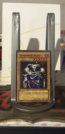 Summoned Skull RP01-EN024 2024 Reprint Super Rare NM/M Yu-Gi-Oh! TCG Fast Ship - Image 1