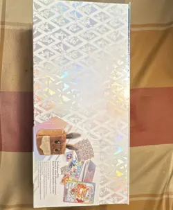 Pokemon TCG Prismatic Evolutions Super-Premium Collection Box Eevee - Image 2