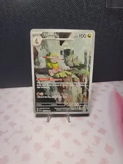 Fraxure Illustration Rare Full-Art Card 077/064 Pokemon Shrouded Fable - Image 1