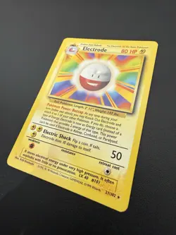Electrode 21/102 | Base Set | Rare Pokemon Card | LP - Image 2