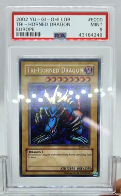 YUGIOH LOB-E000 TRI-HORNED DRAGON SECRET RARE HOLO FOIL PSA 9 MINT #43164249 - Image 4