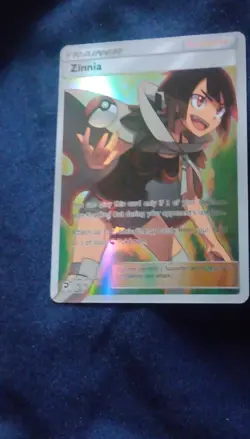 Pokemon TCG Zinnia Full Art Trainer-Supporter Holo Card 70/70 - Image 1