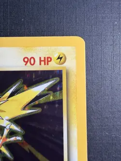 Pokemon TCG Zapdos Base Set 16/102 Holo Rare 90 HP Thunderbolt 1999 Wizards - Image 2