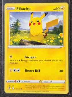 PIKACHU 2021 Pokemon Sword & Shield Evolving Skies #049/203 Mint C ⚡⚡ - Image 1