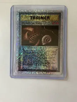 Mysterious Fossil 109/110 Legendary Collection Pokemon Reverse Holo. Mint. - Image 1