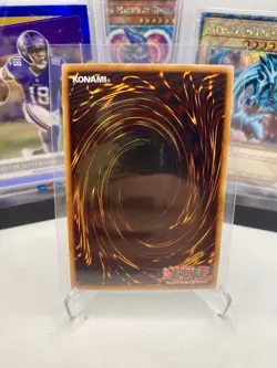 YuGiOh Masked Hero Atomic MZMU-EN016 Super Rare 1st ED - Image 2