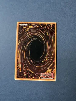 Yugioh Red-Eyes B. Dragon SDJ-001 Ultra Rare Unlimited MP - Image 2