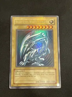 Blue-Eyes White Dragon SDK-001 Ultra Rare Unlimited Full Holo Bleed 🩸- MP - Image 4