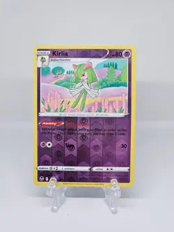 068/195 KIRLIA | UNCOMMON REVERSE HOLO | SILVER TEMPEST POKEMON CARD - Image 1
