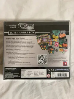 Pokemon TCG: SW&SH Evolving Skies Elite Trainer Box w/ Plastic Display Case - Image 3
