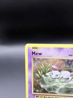 Pokemon TCG Mew 53/108 Holo Rare Evolutions NM - Image 3