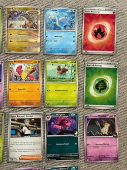 Pokemon 24 Pokemon TCG Trading Cards Collection 636996769661 - Image 3