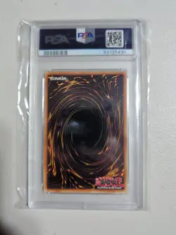 Yugioh Dark Magician Girl Secret Rare LCYW-EN022 PSA 8 - Image 2