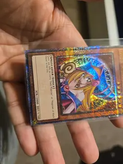 Yugioh! 1x Dark Magician Girl MP24-EN009 Quarter Century Secret Rare 1st Ed NM - Image 3