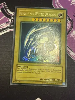 Yugioh Blue-Eyes White Dragon SDK-001 Ultra Rare Unlimited FADED NM/MINT - Image 1