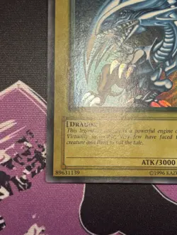 Yugioh Blue-Eyes White Dragon SDK-001 Ultra Rare Unlimited FADED NM/MINT - Image 5
