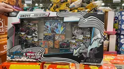 Pokemon Unova Heavy Hitters Premium Collection Costco - Scarlet Violet BRAND NEW - Image 1