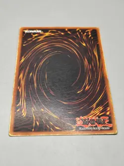 Blue-Eyes White Dragon SDK-001 Starter Deck: Kaiba Ultra Rare - Image 3
