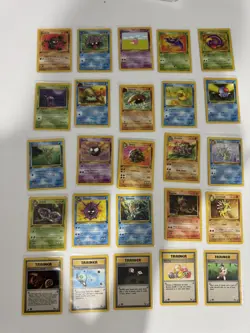 Pokemon 1st Edition Fossil Common And Uncommon Set - Image 1