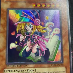 Yu-gi-oh! - Toon Dark Magician Girl - JUMP-EN010 - NM 💎 FOIL SHIFT MISPRINT - Image 2