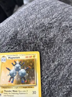 Pokemon TCG Magneton Base Set Holo Unlimited Rare Card 9/102 HP - Image 4