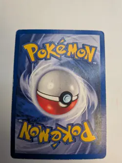 Pokemon TCG - Beedrill 17/102 - Rare Unlimited - Base Set Unlimited - Image 2