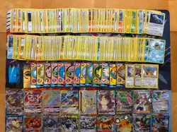 Vintage & Modern Pokemon Card Lot Holo Etc MP-Damaged Charizard Rayquaza 620+ - Image 3