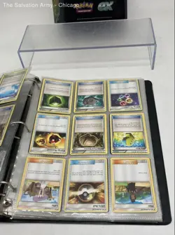 Pokemon League Battle Feraligatr Assorted Trading Cards Lot With Album - Image 2