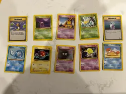 40 Pokemon Card WOTC Common/Trainer Vintage Lot 1999 Base Jungle Fossil - Image 2