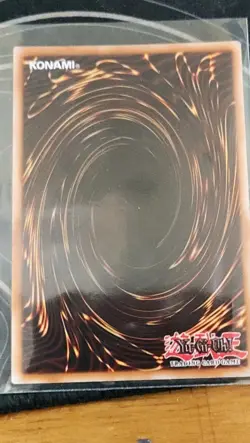 Konami Yu-Gi-Oh! Dark Magician JMPS-EN003 Shonen Jump Ultra Rare Limited Edition - Image 3