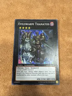 🔥 MISPRINT 🔥 YUGIOH EVILSWARM THANATOS DT07-EN090 SUPER RARE DUEL TERMINAL - Image 1