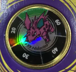 1999 Hasbro Pokemon Battling # 33 Nidorino Gold Coin Game Nintendo RARE - Image 1