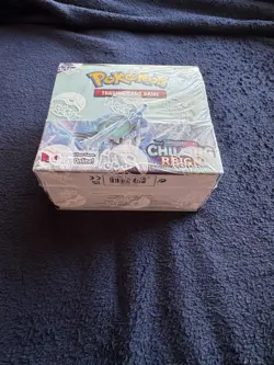 Pokemon Sword & Shield: Chilling Reign Booster Box In Acrylic Case - Image 5