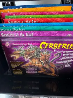 Weird N Wild Creatures Cards Lot w/Storage Case 219 Cards + 2 Decks, Groups 1-8 - Image 2