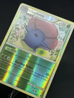 Pokemon Vileplume 24/90 Undaunted Reverse Holo Card - Image 2