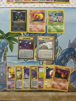 Vintage Pokemon Card Lot WOTC First Edition Fire Flareon Nidoqueen Charmander - Image 2