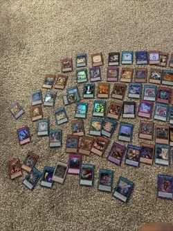 Yu-Gi-Oh cards Lot. 300 Plus Cards With Over 100 Holos. - Image 2