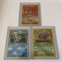 Pokemon TCG Fossil 1st Edition Lot of 3 Cards - Kabutops, Omastar, Weezing LP - Image 1