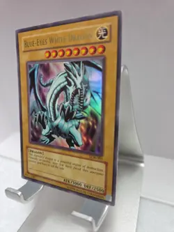 Konami Blue-Eyes White Dragon LOB-EN001 Ultra Rare Holo 25th Anniversary Edition - Image 3