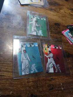 Huge lot of vintage non-sports trading cards. yugioh. pokemon. hulk. elvira.... - Image 4