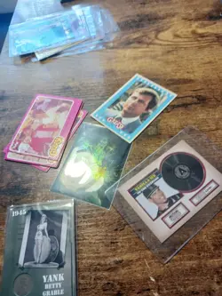 Huge lot of vintage non-sports trading cards. yugioh. pokemon. hulk. elvira.... - Image 5