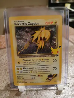 Pokemon TCG Rocket's Zapdos Celebrations: Classic Collection 15/132 - Image 1
