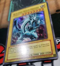 Blue-Eyes White Dragon SKE-001 Starter Deck: Kaiba Evolution 1st Edition - Image 3