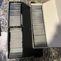 bulk pokemon cards lot - Image 1