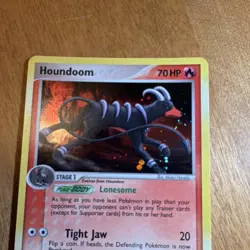 Pokemon Houndoom Unseen Forces Holo Rare English Card 70 HP 7/115 2005 - Image 3