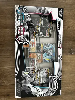 Pokemon - Unova Heavy Hitters Premium Collection (SV Black Bolt & White Flare) - Image 1