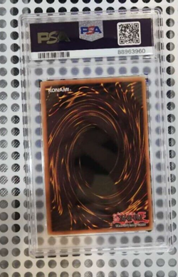 (1)Yugioh PSA 9 Mint 2005 Dark Magician Secret Rare Promo FL1-EN002 - Image 4